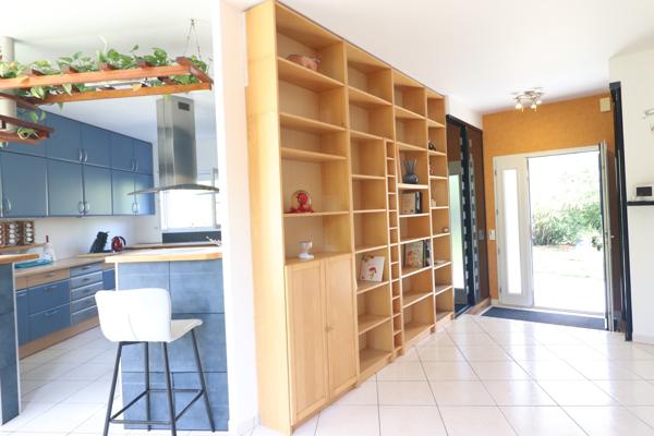 Maison familiale sur jolie parcelle végétalisée