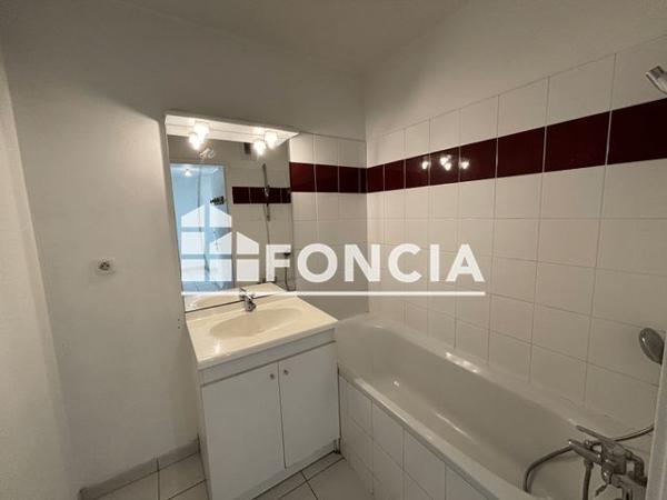 Location Appartement 3 pièces 63.9 m² - Agen 47000