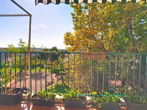 Appartement T4 à Martigues Ferrières, refait à neuf, avec balcon