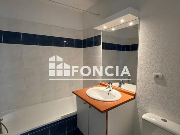 Location Appartement 2 pièces 39.47 m² - IMPASSE DU PONT DE VARS Angouleme 16000