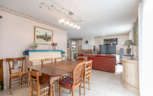 Maison à vendre    6 pièces • 119 m2 Ormesson-sur-Marne