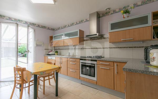 Maison à vendre    6 pièces • 119 m2 Ormesson-sur-Marne