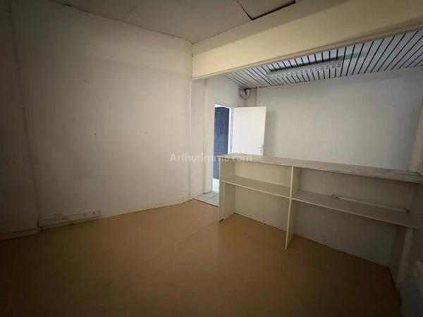 Location Local commercial 2 pièces 80 m2 à Lourdes