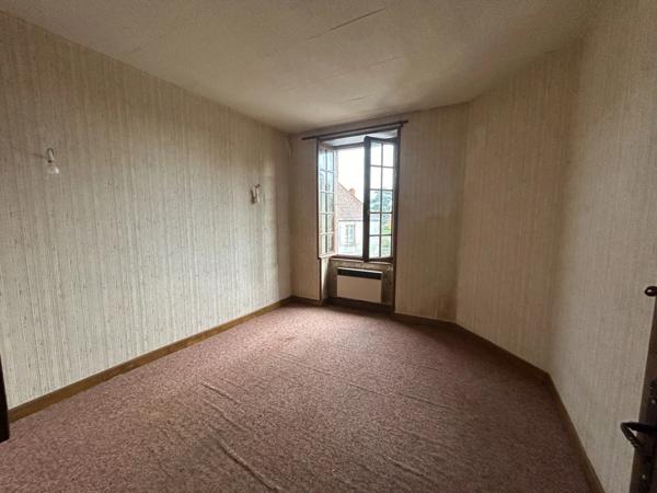Maison à vendre 11 pièces LES GRANDS CHEZEAUX (87)