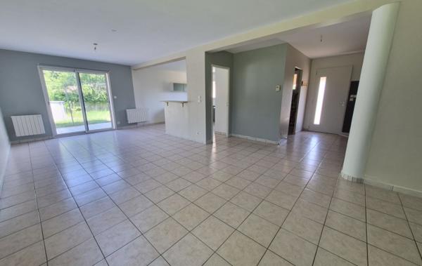Vente Maison Avec terrasse et jardin Vonnas