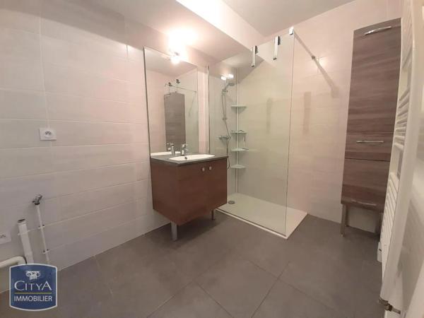 Appartement à louer 3 pièces 63.1m² Coublevie (38500)