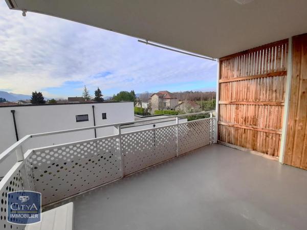 Appartement à louer 3 pièces 63.1m² Coublevie (38500)