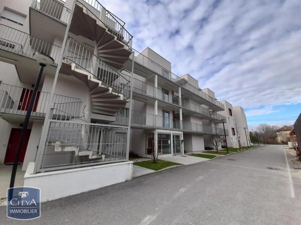 Appartement à louer 3 pièces 63.1m² Coublevie (38500)