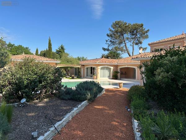 Maison à vendre à Parempuyre en Gironde (33290), ref : 147/814