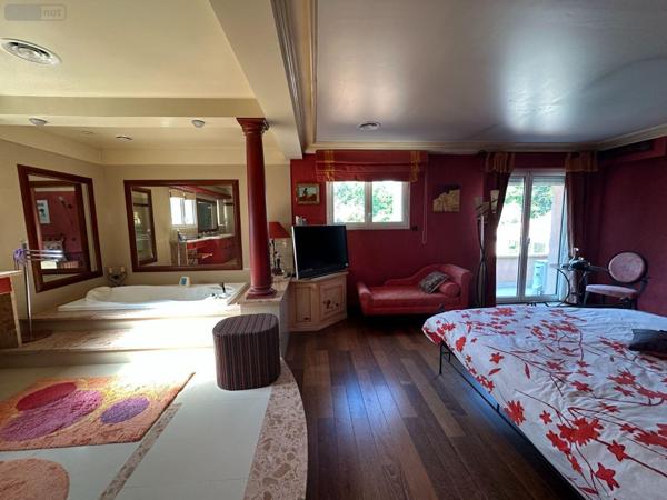 Maison à vendre à Parempuyre en Gironde (33290), ref : 147/814