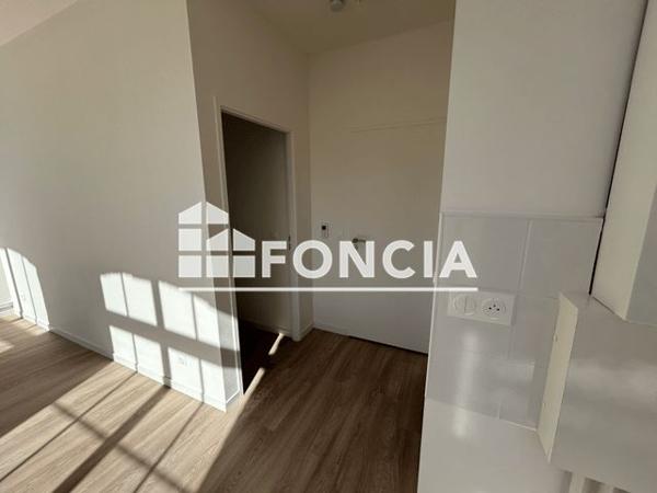 Location Appartement 3 pièces 60.3 m² - 5 BOULEVARD JULES FERRY Louviers 27400