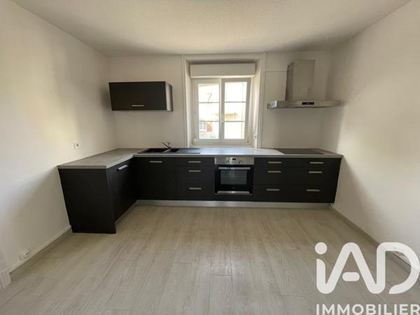 Location appartement 3 pièces 53 m² Golbey