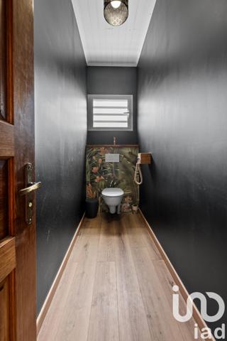 Maison à vendre 7 pièces 190 m² L'Étang-Salé