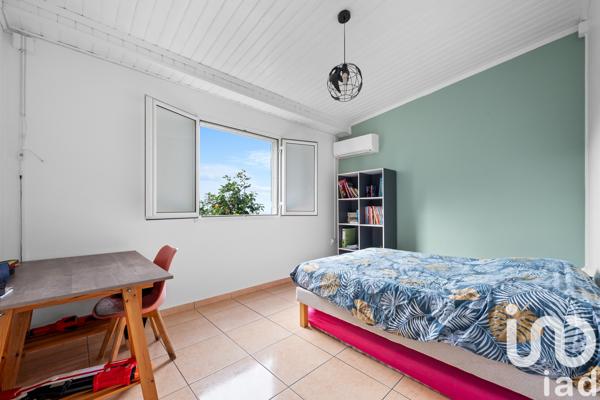 Maison à vendre 7 pièces 190 m² L'Étang-Salé