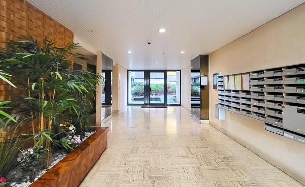 Appartement à vendre 4 pièces Rue des Pyrénées PARIS 20EME ARRONDISSEMENT (75)