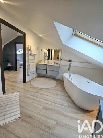 Maison à vendre 7 pièces 168 m² Noisy-le-Grand