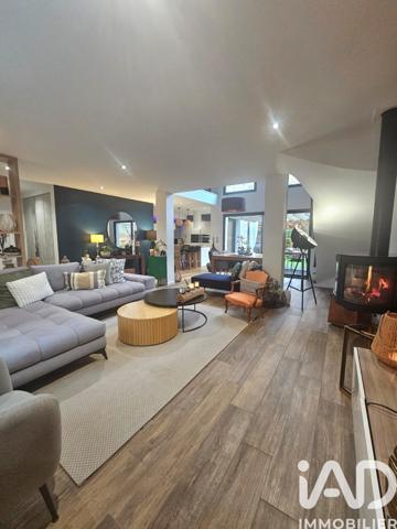 Maison à vendre 7 pièces 168 m² Noisy-le-Grand