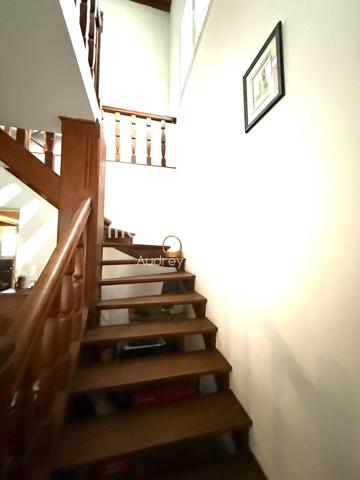 Maison à VILLENEUVE-SUR-YONNE, 89500 - 6 pièces 210m²