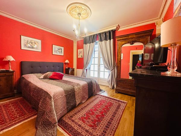 Maison Blois 9 pièce(s) 253 m².
