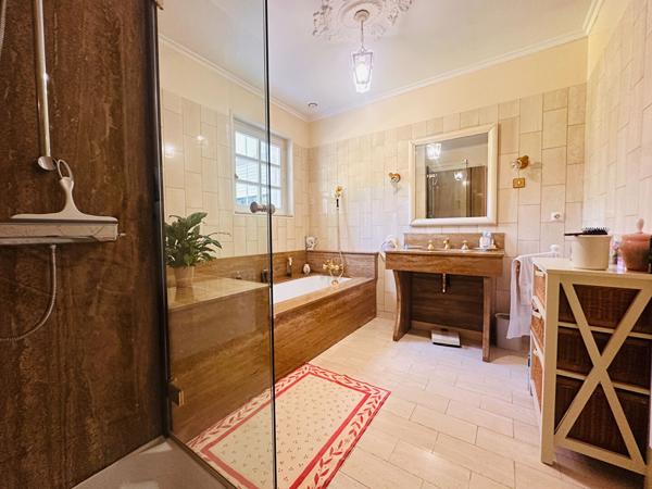 Maison Blois 9 pièce(s) 253 m².