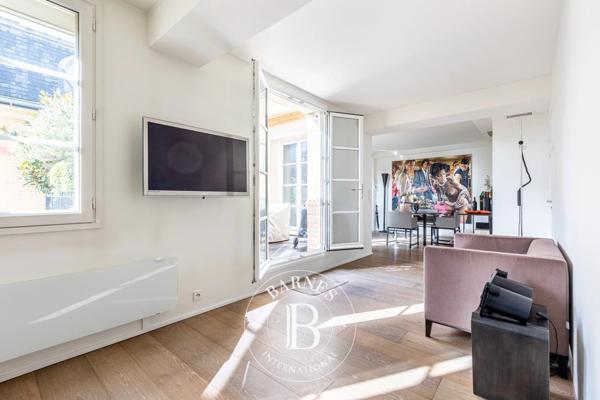 Paris 8ème, Appartement 2 Chambres -  122 m² à vendre