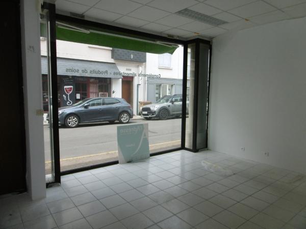Local commercial Challans 70 m2