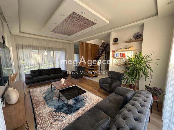 Maison à CHOLET, 49300 - 6 pièces 150m²