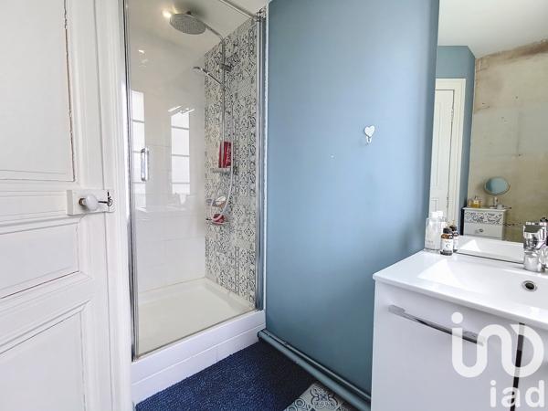 Maison à vendre 5 pièces 157 m² Saint-Même-les-Carrières