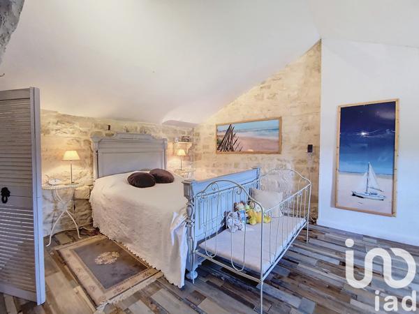 Maison à vendre 5 pièces 157 m² Saint-Même-les-Carrières