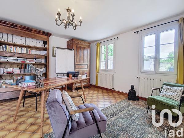 Maison à vendre 5 pièces 157 m² Saint-Même-les-Carrières