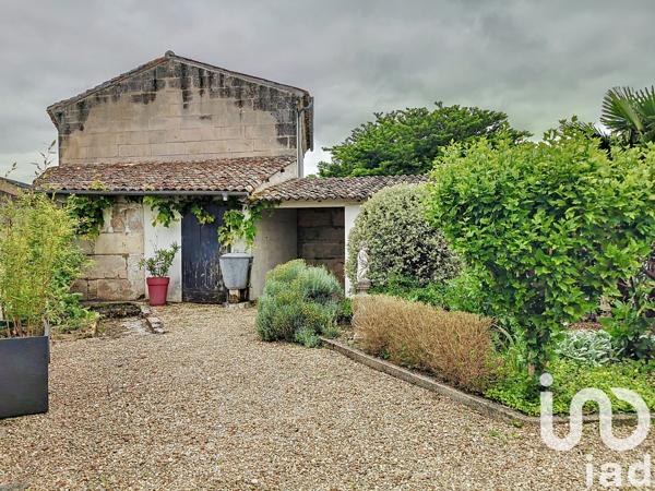 Maison à vendre 5 pièces 157 m² Saint-Même-les-Carrières