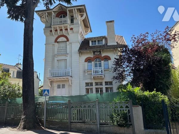Maison à vendre à Enghien-les-Bains (95880), proximité du lac d'Enghien, 8 pièces, 5 chambres,