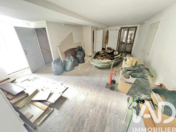 Maison à vendre 20 pièces 558 m² Charroux