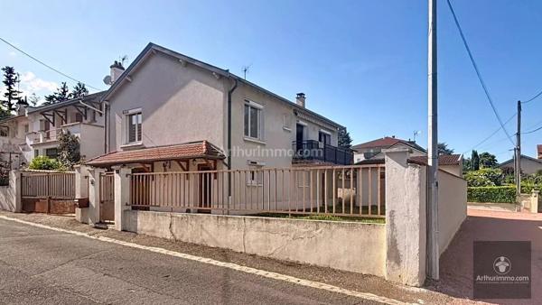 Vente                                                      Maison
                        
                     5 pièces                      113 m2                     à Riorges