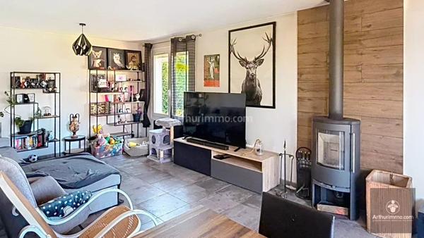 Vente                                                      Maison
                        
                     5 pièces                      113 m2                     à Riorges