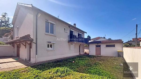 Vente                                                      Maison
                        
                     5 pièces                      113 m2                     à Riorges