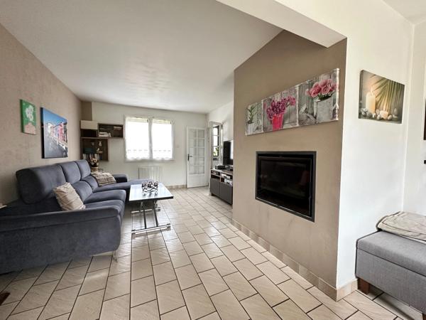 A VENDRE - MAISON INDIVIDUELLE - 4 Chambres - 120 M2 - Terrain 629 m2 - BURES SUR YVETTE (91)