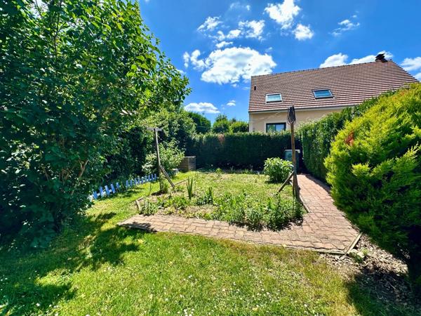 A VENDRE - MAISON INDIVIDUELLE - 4 Chambres - 120 M2 - Terrain 629 m2 - BURES SUR YVETTE (91)