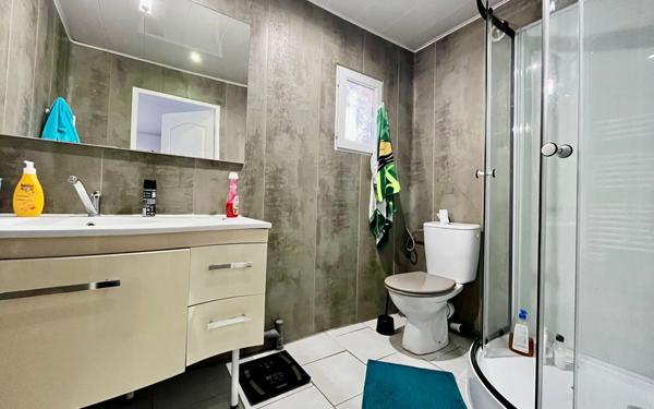 Maison à vendre    6 pièces •  Miramas