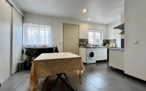 Maison à vendre    6 pièces •  Miramas