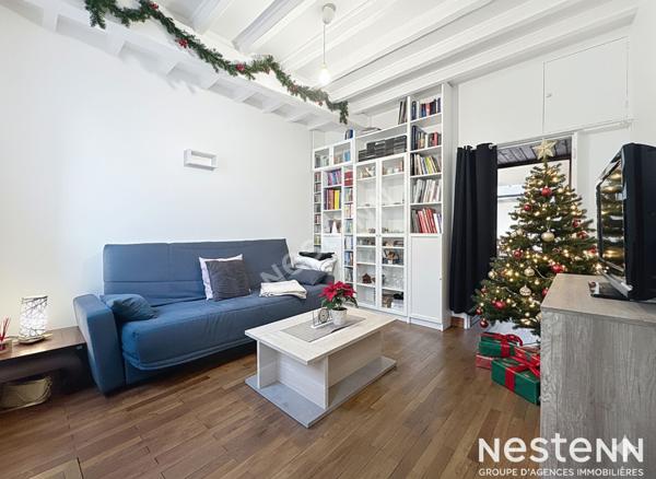 Maison non-mitoyenne avec cour - rangement - plein sud