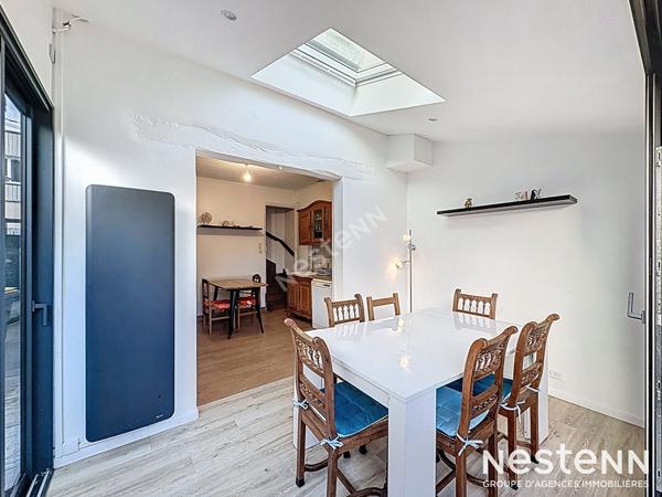 Maison non-mitoyenne avec cour - rangement - plein sud