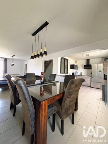 Maison à vendre 6 pièces 125 m² Saint-Philbert-de-Grand-Lieu