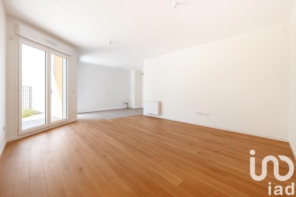 Appartement à vendre 3 pièces 67 m² Suresnes
