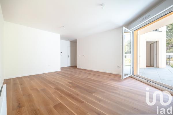 Appartement à vendre 3 pièces 67 m² Suresnes