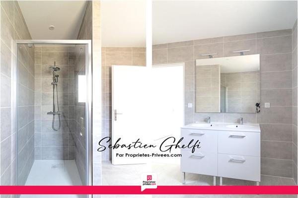 maison de plain-pied-grande pièce de vie-3 chambres dont 1 suite-grand garage-