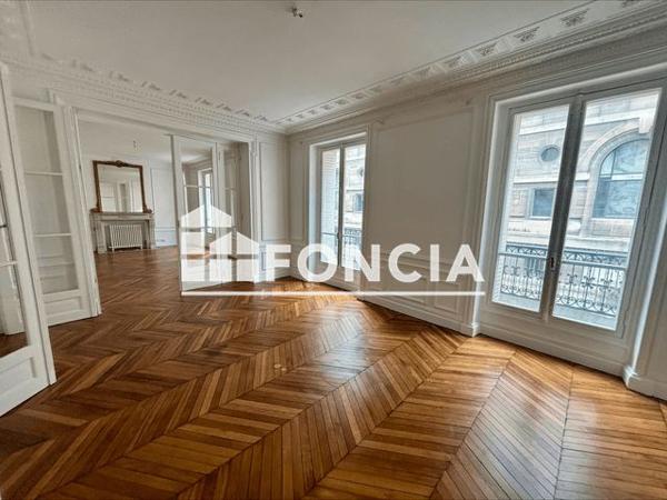 Location Appartement 6 pièces 153.7 m² - 31 RUE BUFFON Paris 75005