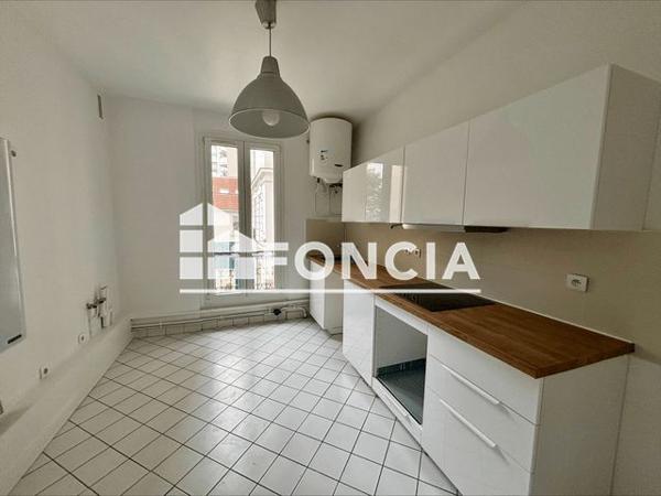Location Appartement 6 pièces 153.7 m² - 31 RUE BUFFON Paris 75005