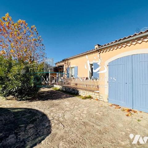 MAISON DE PLAIN-PIED SUR 1200 M²