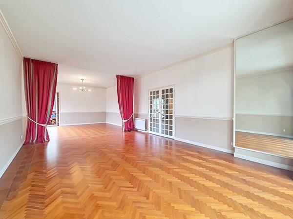 Appartement Marseille 5 pièce(s) 164.5 m2